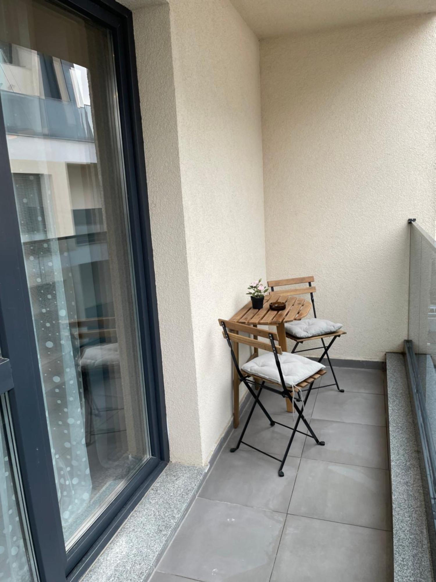 Studiokris Apartment Bukares Bagian luar foto