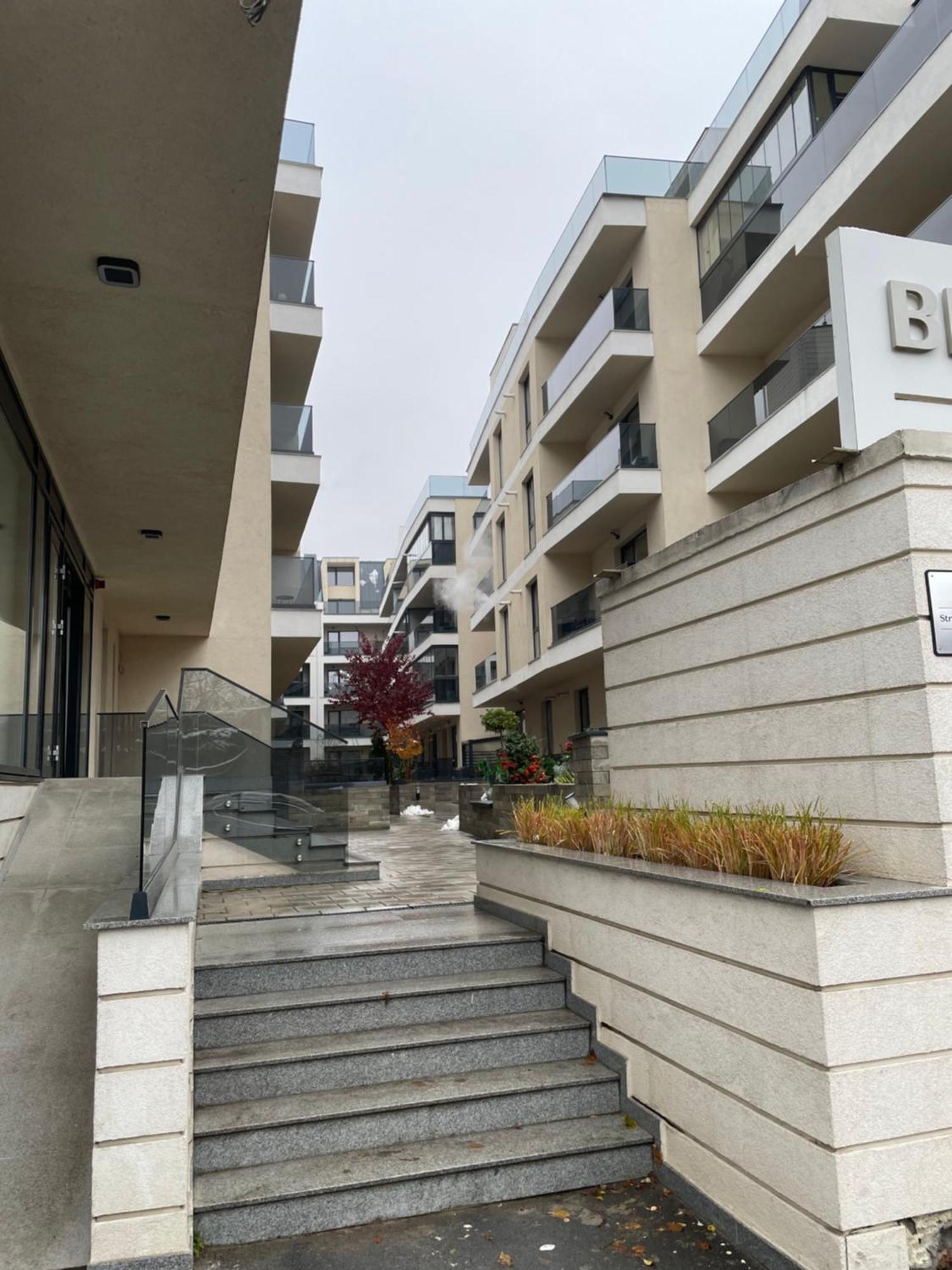 Studiokris Apartment Bukares Bagian luar foto