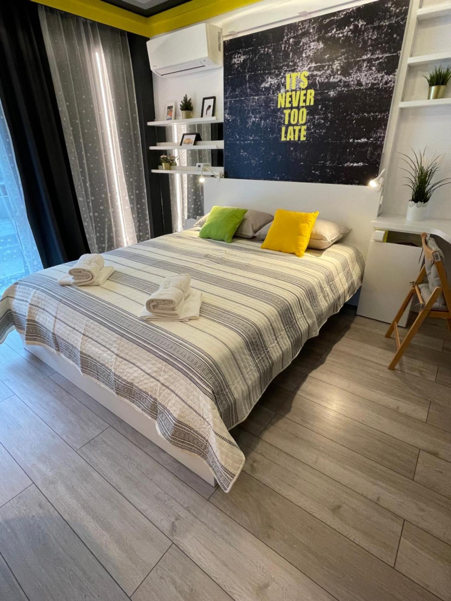 Studiokris Apartment Bukares Bagian luar foto